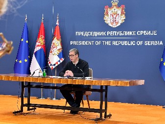 VUČIĆ DONEO ODLUKE O POMILOVANJU Zvanično saopštenje iz Predsedništva Srbije