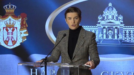 ISTORIJSKI DAN ZA SRPSKU PROSVETU Brnabić: Početna plata prosvetnog radnika NIKAD VIŠE neće biti ispod republičkog proseka!