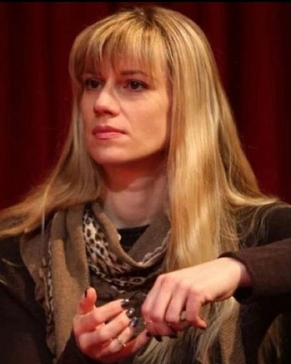 MINA LAZAREVIĆ KRILA PRAVO IME! Godinama smo živeli u zabludi, evo šta joj piše u ličnoj karti!