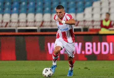 ZVEZDA GA SE ODREKLA, MILANO NUDI OZBILJAN NOVAC Nikola Krstović u centru pažnje: Prvi Crnogorac na "San Siru" još od Savićevića?!