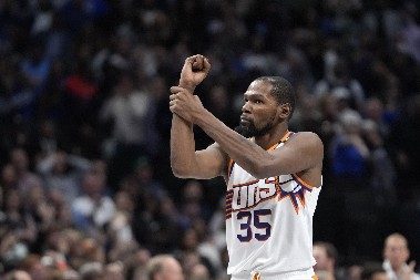 SPREMA SE NOVA BOMBA U NBA LIGI I Kevin Durent menja klub?