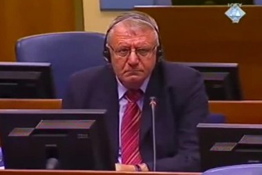 UNUTAR GRADA JE IŠLA LINIJA FRONTA Šešelj objasnio šta se dešavalo u Sarajevu