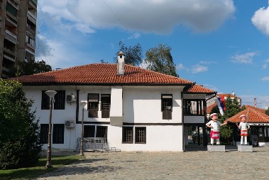 CENA BAGATELA, A U PONUDI BOGATSTVO: U ovom kraju Srbije nude jeftine kuće