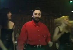 SRBI ZNAJU NJEGOV HIT! Nakon tragedije koja je snašla njegovu porodicu odustao od estrade, evo gde je i šta radi danas