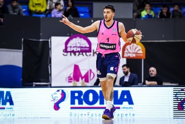 PEŠIĆ NIJE MOGAO DA VERUJE Mega u poslednjoj sekundi srušila Split