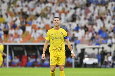 NAPUNIO 40, ALI NE POMIŠLJA NA PENZIJU Kristijano Ronaldo potpisao novi ugovor, zaradiće astronomsku sumu novca