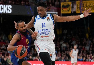 KRAJ NEUSPEŠNE AVANTURE Efes se rastao sa Amerikancem koji je već našao novi klub