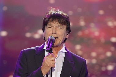 OVO JE ROĐENI BRAT ZDRAVKA ČOLIĆA Neverovatno liče, a sada otkriveno i čime se bavi! (FOTO)