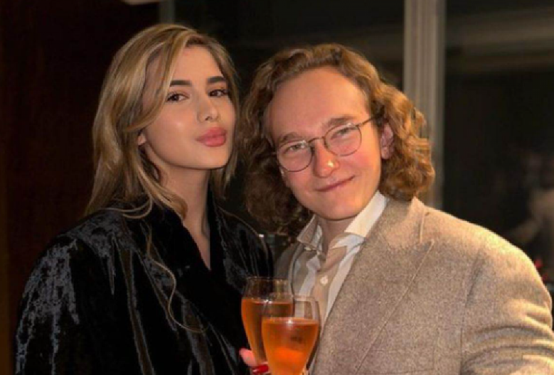 STIGAO POKLON OD 72.000 EVRA! Ćerka Željka Mitrovića će ''nositi'' garsonjeru u Beogradu na ruci, šljašte dijamanti, a tu je i bezbroj ruža