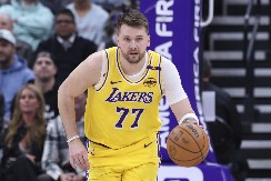 HAOS ZBOG LUKA DONČIĆA Cela NBA liga besna na Dalas