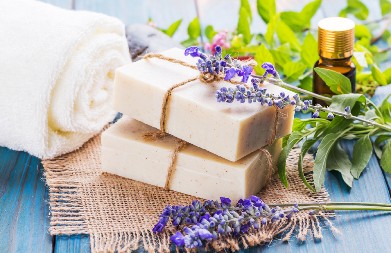 VEČERAS STAVITE SAPUN PORED KREVETA Naše bake su tako rešavale problem koji ima većima Srba