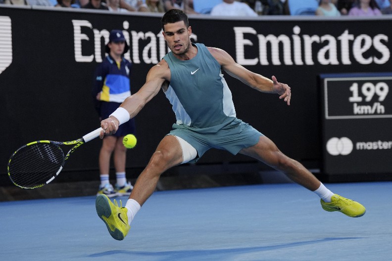 ŠOK ZA ALKARAZA Karlitos se ugasio i ispao sa turnira u Dohi