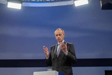 KONZERVATIVCI OSVOJILI VEĆINU Pregovori za oporavak najjače evropske ekonomije u toku