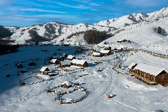 OČEKIVALI SNEG, ALI NAŠLI SAMO PAMUK! Prevara u popularnoj kineskoj turističkoj atrakciji o kojoj bruje svi (VIDEO)