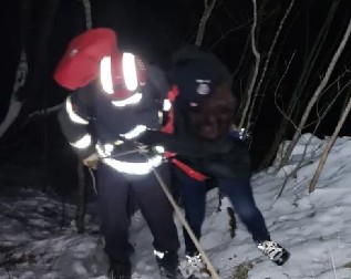 "OSTALI SMO ZAVEJANI U SNEGU, DA NIJE BILO NJIH NE ZNAM ŠTA BI BILO!" Strašno iskustvo Rusa koji su ostali zavejani u Ivanjici!