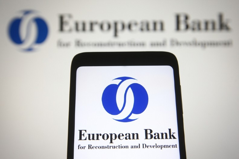 EBRD UPOZORAVA  Trgovinske tarife guše investicije - smanjene prognoze rasta