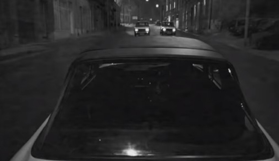 UBISTVO KOJE JOŠ UVEK NIJE REŠENO   Zastavio se "Jaguar" u kog su svi gledali, a onda se pojavio "fiat" pa se zapucalo