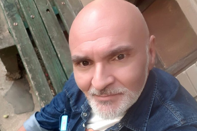 UZROK SMRTI SRĐANA ŠVELJE! Evo kako je stilista preminuo u 56. godini