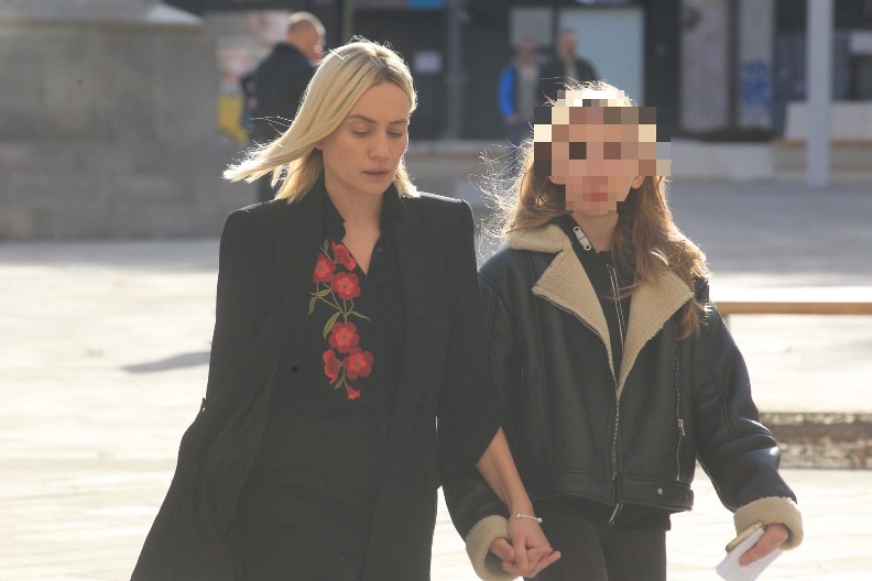 "OSTAVILA MU JE PISMO NA GRUDIMA, BILO JE STRAŠNO" Prva ispovest žene Milorada Milinkovića nakon njegove smrti: "Nisam znala kako da saopštim ćerki"