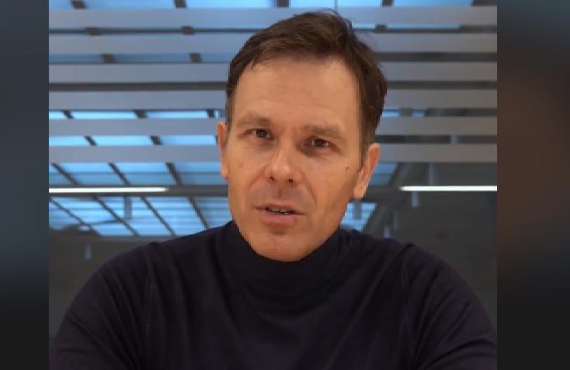 U ŽIVOTU NISAM PROPUSTIO NIJEDAN RODITELJSKI SASTANAK, JA SAM TAKSI TATA Siniša Mali skroz otvoreno o roditeljstvu (VIDEO)