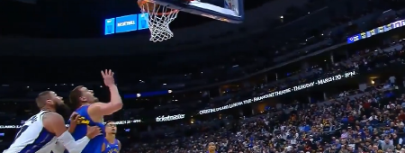 SRAMNO Litvanac uradio Jokiću ružnu stvar, sudije ostale neme (VIDEO)