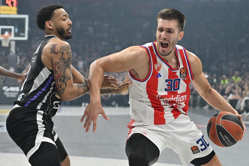 PLANOVI ZVEZDE I PARTIZANA ZA NAREDNU SEZONU Crveno-beli svu snagu usmeravaju na jednu stranu, crno-beli će strepeti