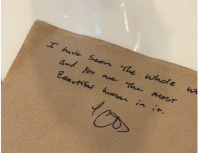 DOK JE ČEKALA LET, PILOT JE OSTAVIO PORUKU NA NJENOM STOLU  Te reči ostaće joj urezane u sećanju do kraja života