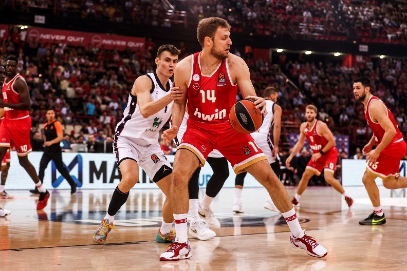 OGLASIO SE VEZENKOV PRED PARTIZAN Srbi i Bugari imaju sličnu kulturu i navike, Ceca je zakon