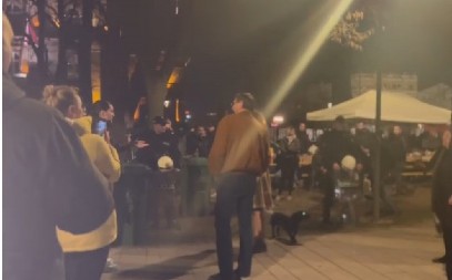 "ZAHTEVAM SLOBODU KRETANJA": Žestok verbalni sukob studenata blokadera i građana koji brane studente koji hoće da uče (VIDEO)