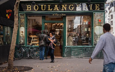 RAT PEKARA I VLADE Udarili su im taksu na papirne kese - prodavci kažu, kap je prelila čašu