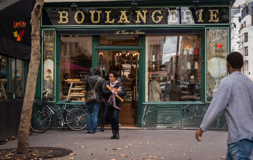 RAT PEKARA I VLADE Udarili su im taksu na papirne kese - prodavci kažu, kap je prelila čašu