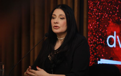 ŠOK! LAŽNA INFORMACIJA O KALIOPINOJ SMRTI Pevačica se momentalno oglasila, besna zbog fotomontaže: "Ovo je morbidno!"