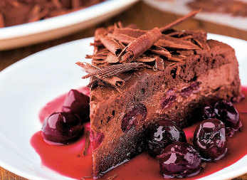 TORTA SA VIŠNJAMA Fenomenalna poslastica koja pomera granice dobrog ukusa