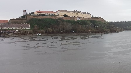 ZABRINJAVAJUĆI PRIZOR IZ NOVOG SADA Rekordno nizak vodostaj Dunava