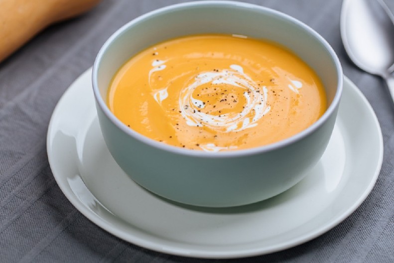 POTAŽ OD BUNDEVE I JABUKA Krepi organizam u trenu