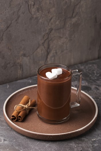 PIKANTNA TOPLA ČOKOLADA Sa čilijem, kremata i neodoljiva