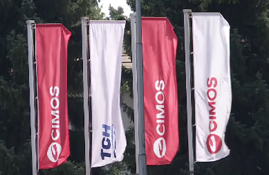 INDUSTRIJSKI DŽIN DOLAZI U SRBIJU Prodaje fabriku otpušta radnike i seli posao kod nas