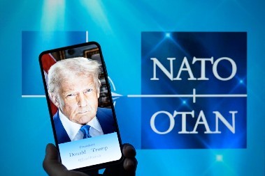 NATO BROJI POSLEDNJE DANE? Rute pokušava da ubedi Trampa da ostane u alijansi