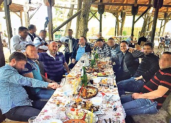 "BRANKO RUŽIĆ JE NAŠ": Razgovor Vuletića i Velje Nevolje otkriva sve o funcioneru SPS!