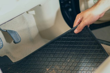 VAŽNO ZA SVE VOZAČE Oglasilo se Ministarstvo – povlači se proizvod sa srpskog tržišta