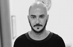 POTRESNI DETALJI SA IDENTIFIKACIJE TELA Supruga pevača nastradalog u požaru ga prepoznala samo po jednom detalju