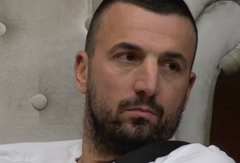 VLADIMIR TOMOVIĆ SLOMLJEN ZBOG SMRTI! Oglasio se potresnim rečima i oprostio se od njega! (FOTO)