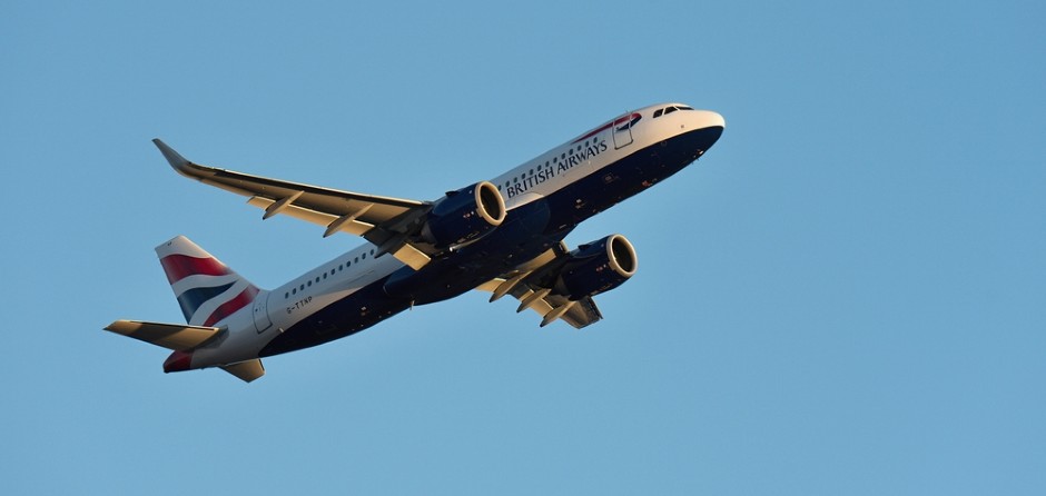 SKANDAL TRESE POZNATU AVIO KOMPANIJU! Član posade optužen za pokušaj silovanja