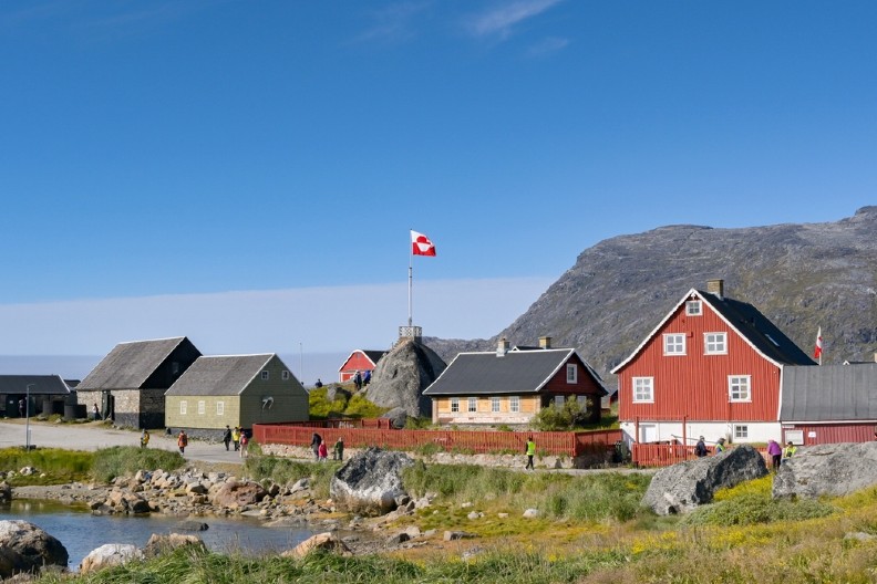 DALJE RUKE OD GRENLANDA Premijer oštro o "agresivnoj" poseti američkih zvaničnika