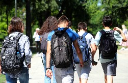 NOVI ŠKOLSKI KALENDAR ZA 2024/2025. GODINU Ministarstvo prosvete najavilo promene!