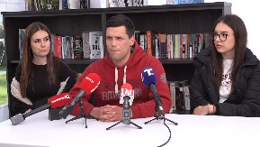 "SRAM VAS BILO" Studenti koji hoće da uče na konferenciji za mediji objavili: "Krivična prijava protiv dekana Ekonomskog fakulteta" (VIDEO)