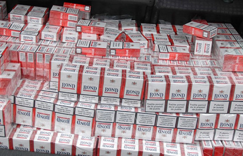 NAPUNIO PRIKOLICU CIGARETAMA  Policija ga zastavila kod Niša i odmah privela