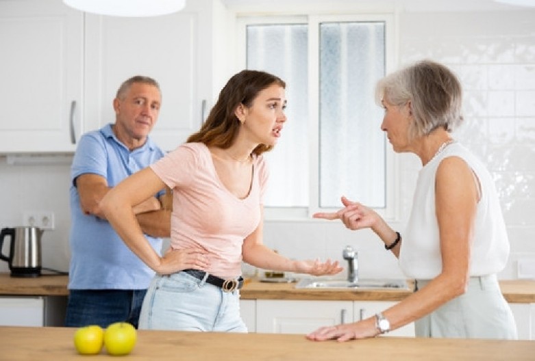 DNEVNI HOROSKOP ZA NEDELJU, 30. MART Rakovi ratuju sa porodicom, Lavovi da poslušaju savet od ove osobe