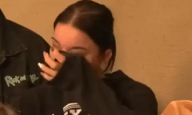 "IMALA JE AFERU SA KOMŠIJOM, UKRALA NAM JE PARE, TUKLA ME JE!" Oglasila se baka učesnice Farme, obelodanila strašne stvari!