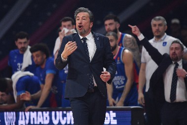 BANKI ODUŠEVLJEN ATMOSFEROM U ARENI: Protiv Zvezde odlučili sitni detalji